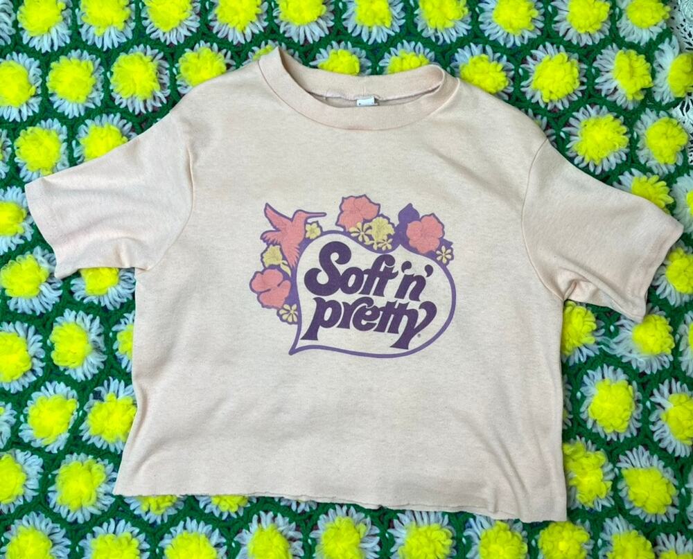 1980’s Hudson of Troy Soft ’N’ Pretty Single Stitch Raw Cut Crop Top Shirt